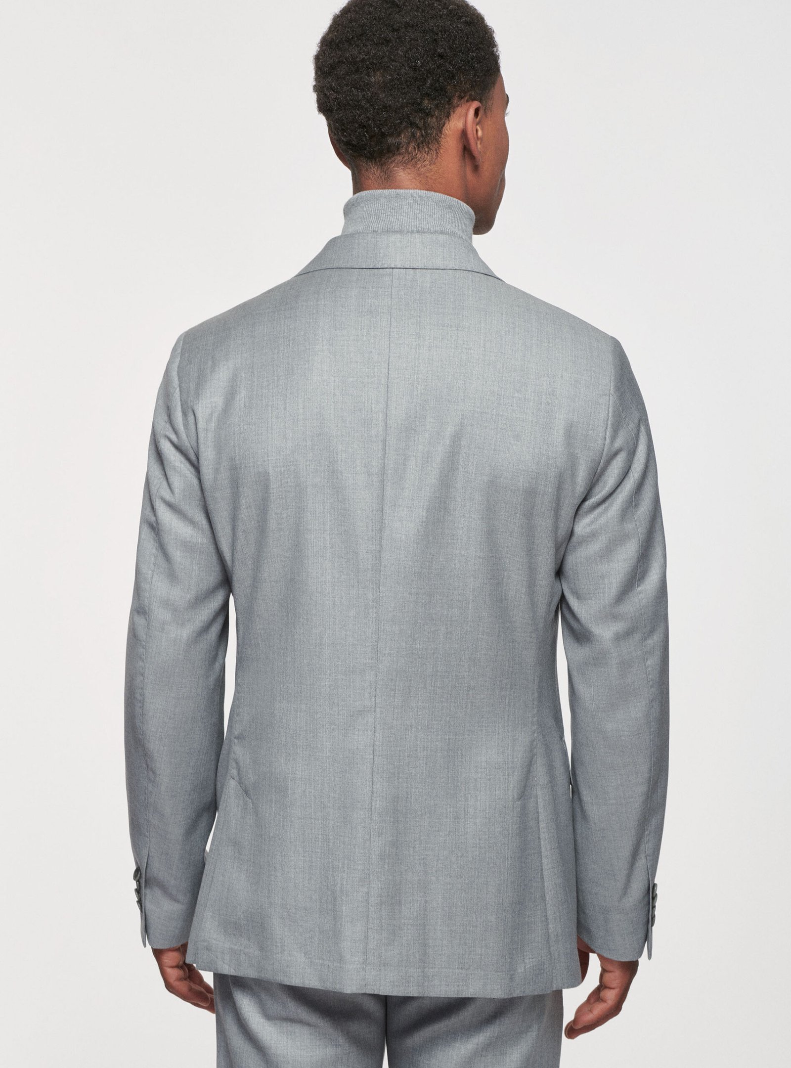 Light gray suit in 110s pure superfine wool